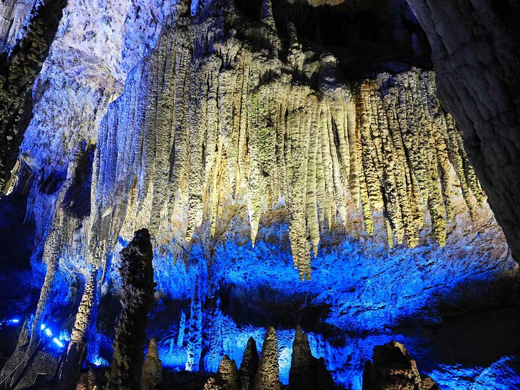湖南九天洞 湖南九天洞.jpg